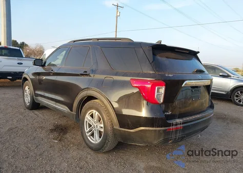 2021 Ford Explorer Xlt z USA, uszkodzony, nr VIN 1FMSK7DH4MGB16340